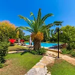فيلة مارماريس هوليداي