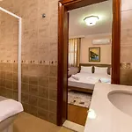 فيلة مارماريس هوليداي *